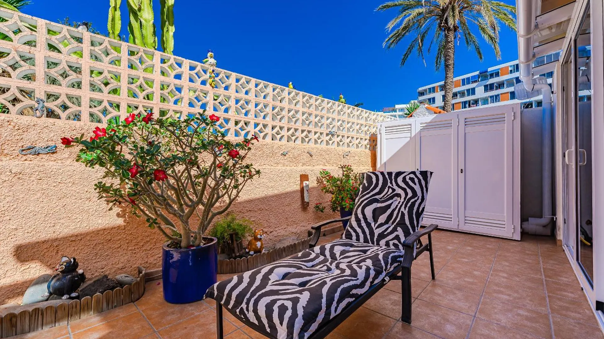 Beach Haven Apartment - La Casita De Renate Playa de las Americas   Playa de las Americas (Tenerife)